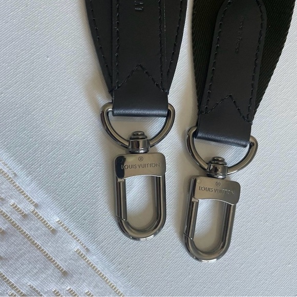 Louis Vuitton Strap - Picture 7 of 9